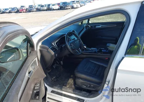 2016 Ford Fusion Se z USA, uszkodzony, nr VIN 3FA6P0T94GR161192